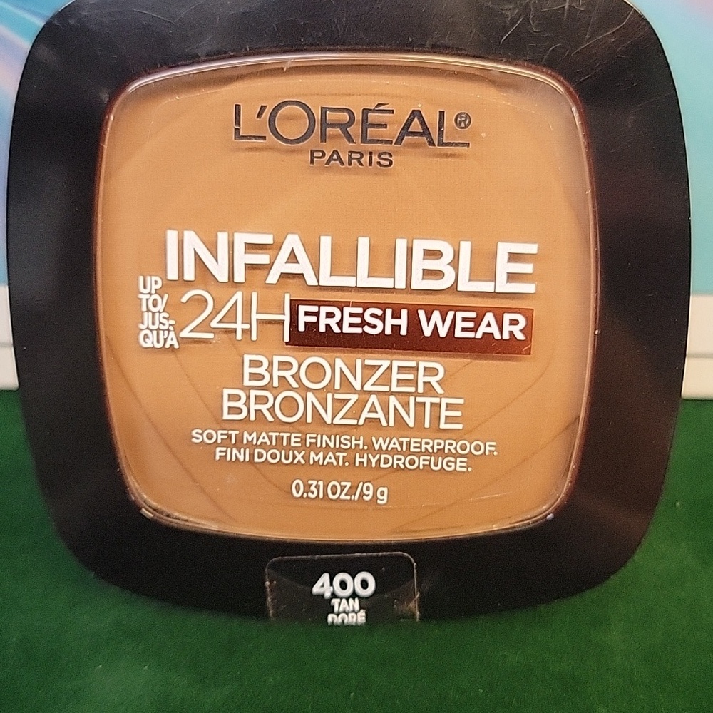 L'Oreal Infallible 24H Fresh Wear Bronzer - 400 Tan New
